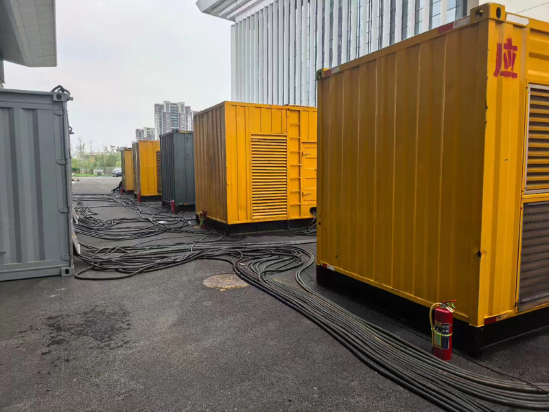 浦东不同季节柴油发电机组保养有哪些注意事项?