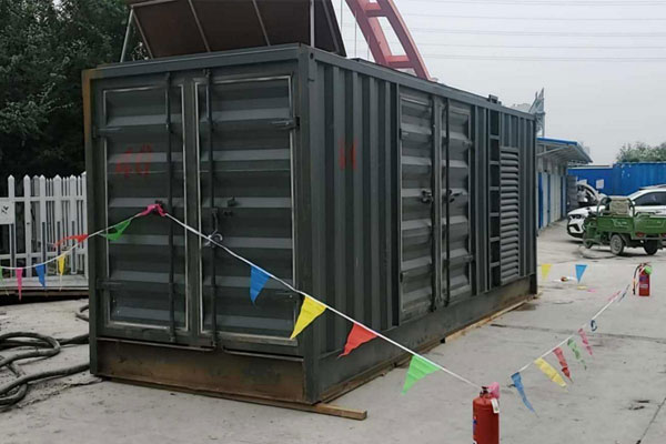 浦东发电机租赁空气滤清器多久更换一次?